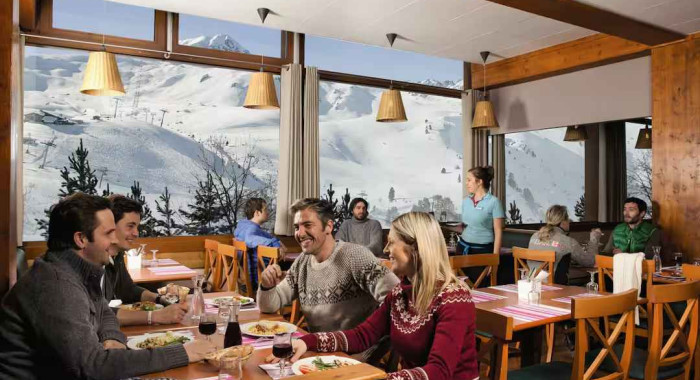 Belambra Club Neige et Ciel, Les Menuires ski chalet, image 2
